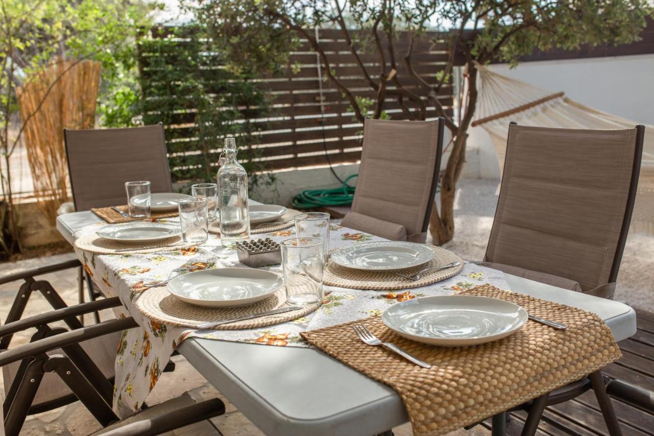 Rafia Loft Loutraki, Garden & Pool Table - Beach מראה חיצוני תמונה